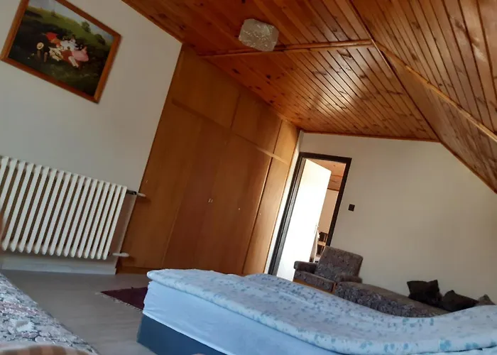 Гостевой дом Toldi Apartman