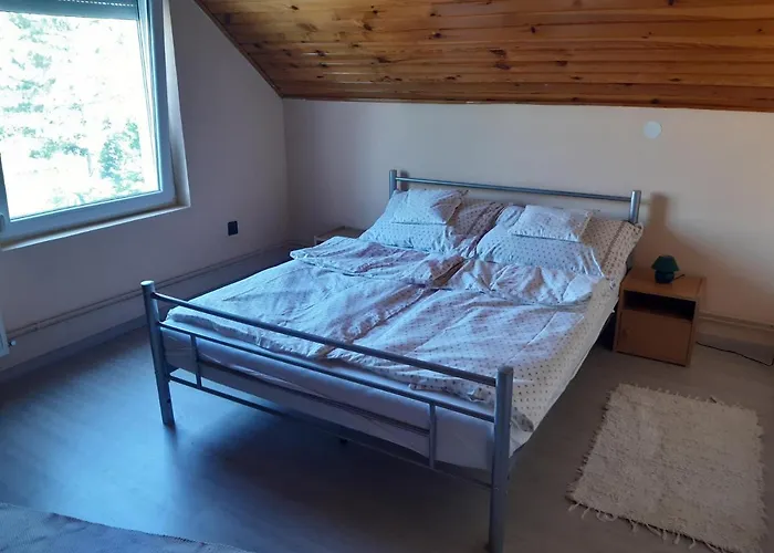 Гостевой дом Toldi Apartman